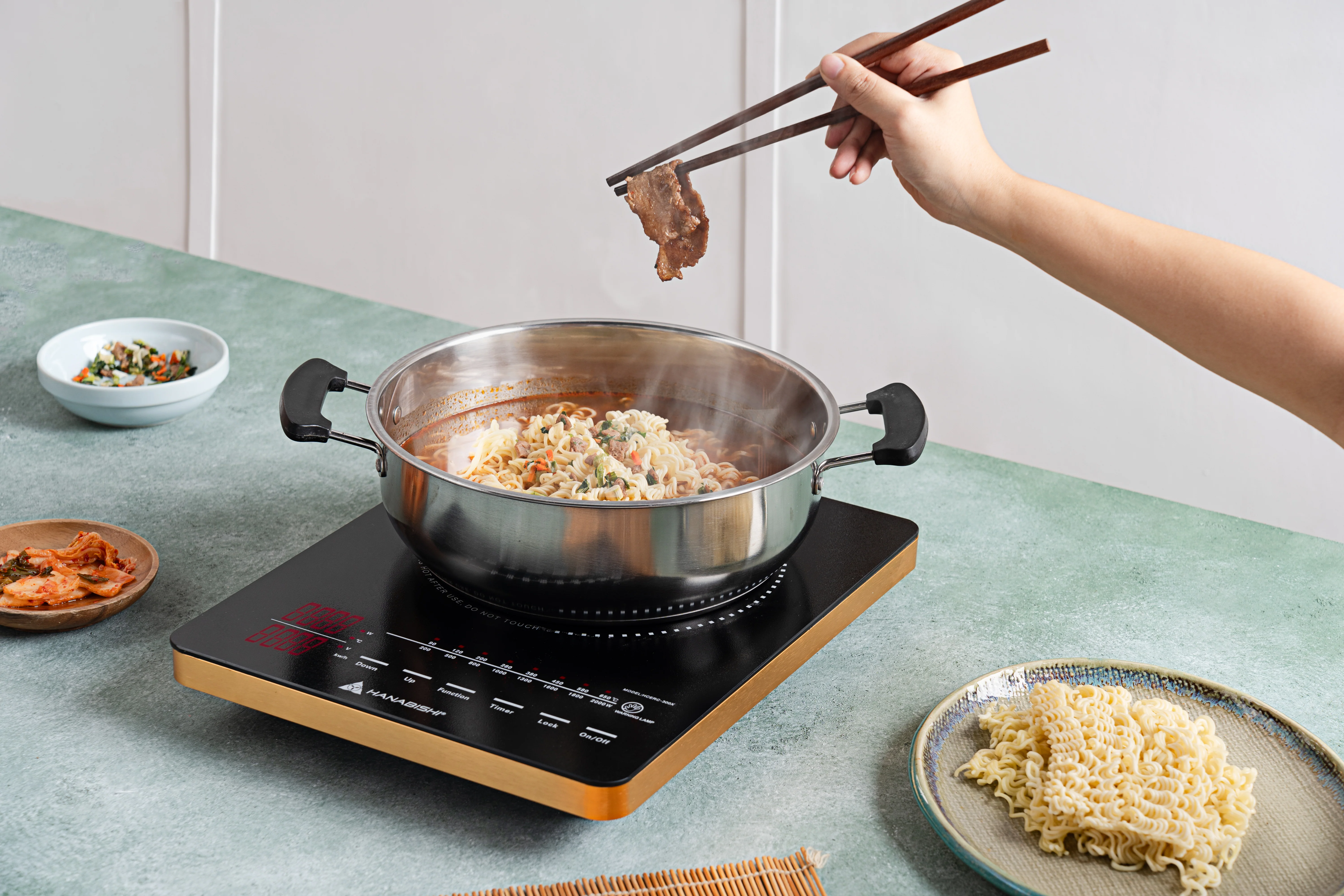 Hanabishi Ceramic Cooker HCERC300X - Image 3